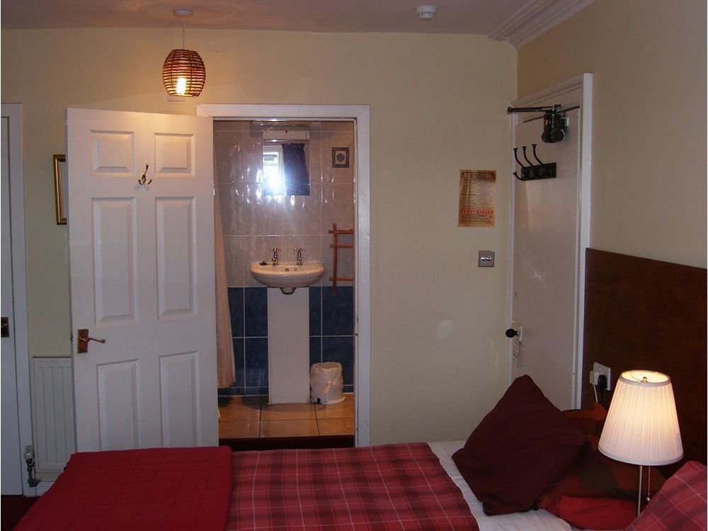Ivy- Braveheart Guest House Edimburgo Exterior foto